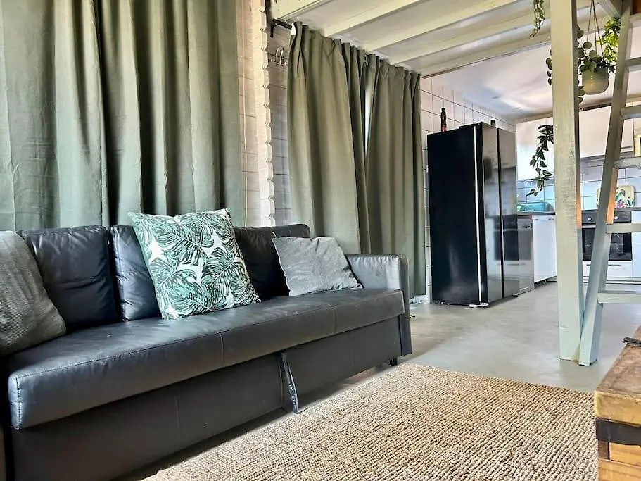 Jungle Style Lodge With Jacuzzi ,Sauna And Garden Near Amsterdam Vijfhuizen Netherlands